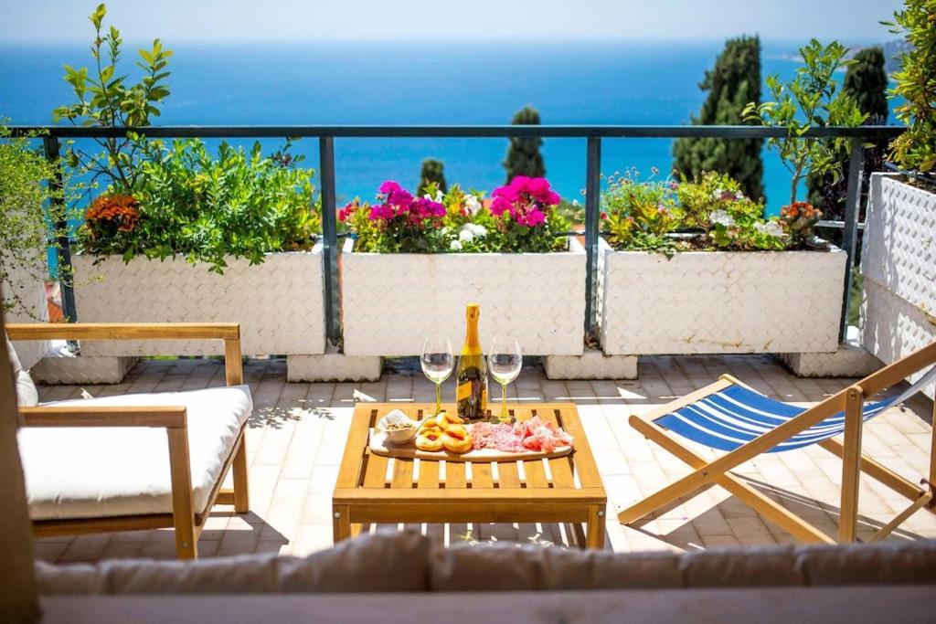 Appartamento Il Grande Blu - Vista Panoramica Sul Golfo Ospedaletti Esterno foto