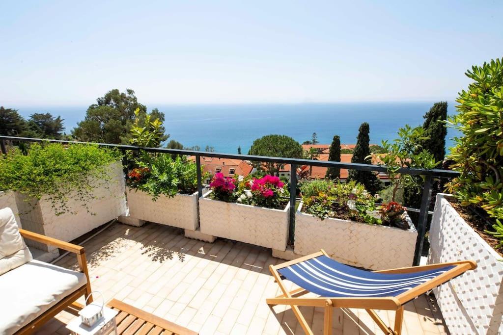 Appartamento Il Grande Blu - Vista Panoramica Sul Golfo Ospedaletti Esterno foto